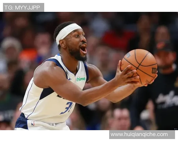 湖人宣布签约自由球员肯巴-沃克,球队再添一员大将助力总冠军夙愿实现